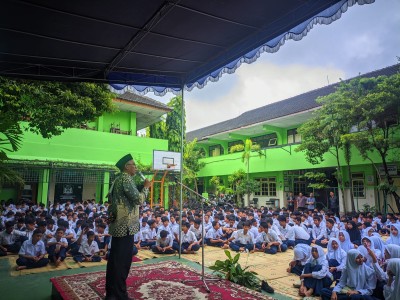 Peringatan Maulid Nabi Muhammad SAW 1447 H di SMP N 9 Yogyakarta: Momen Inspiratif untuk Meneladani Akhlak Rasulullah