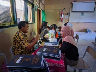 Rapor dan Prestasi Ceria - Penyerahan Rapor Kelas VII dan VIII TA 2024/2025